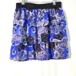 BANANA REPUBLIC RUFFLE SKIRT BLUE / PURPLE FLORAL PRINT SIZE 4